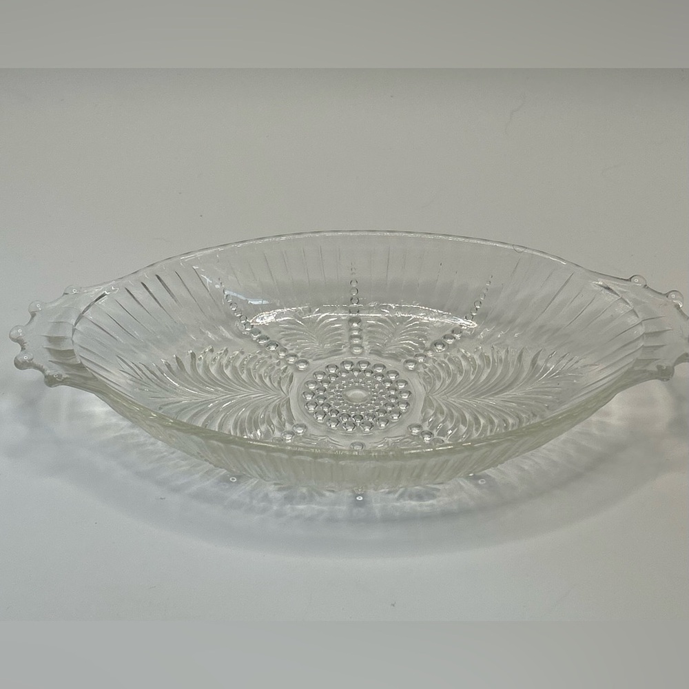 Vintage Anchor Hocking Feather and Pearl Oval Relish Dish - Picture 2 of 5